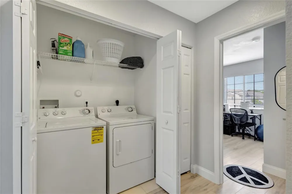 2037 Nassau Drive #2037 Riviera Beach, FL 33404