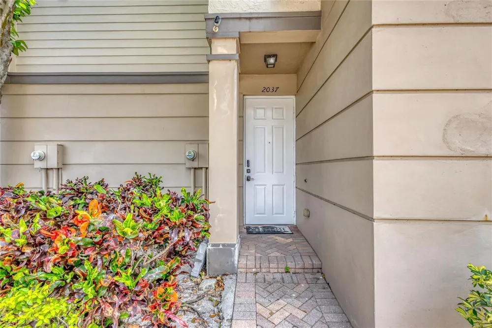 2037 Nassau Drive #2037 Riviera Beach, FL 33404