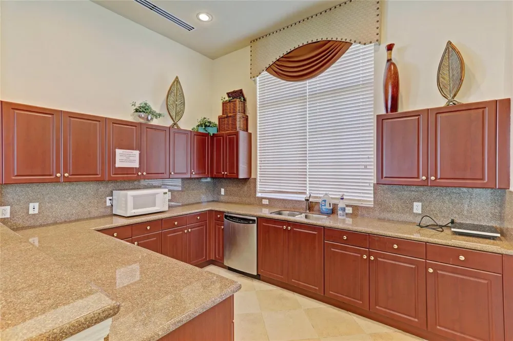 2037 Nassau Drive #2037 Riviera Beach, FL 33404