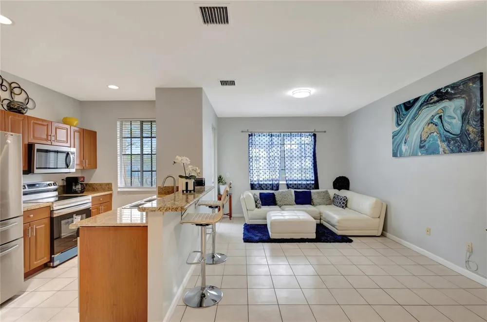2037 Nassau Drive #2037 Riviera Beach, FL 33404