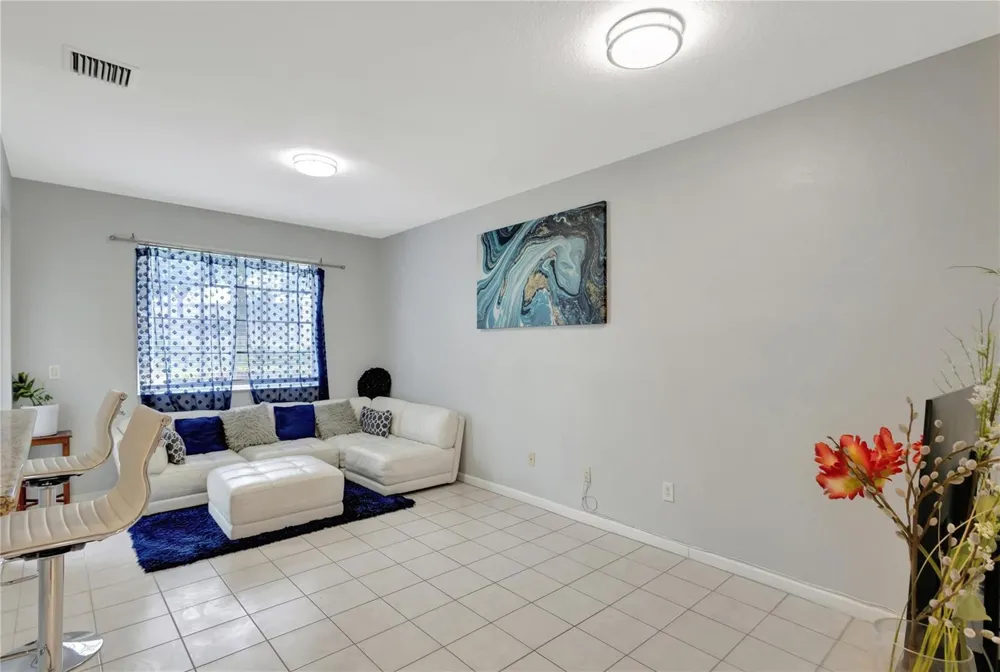 2037 Nassau Drive #2037 Riviera Beach, FL 33404