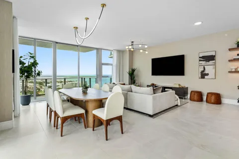 220 Lake Shore Drive #2123