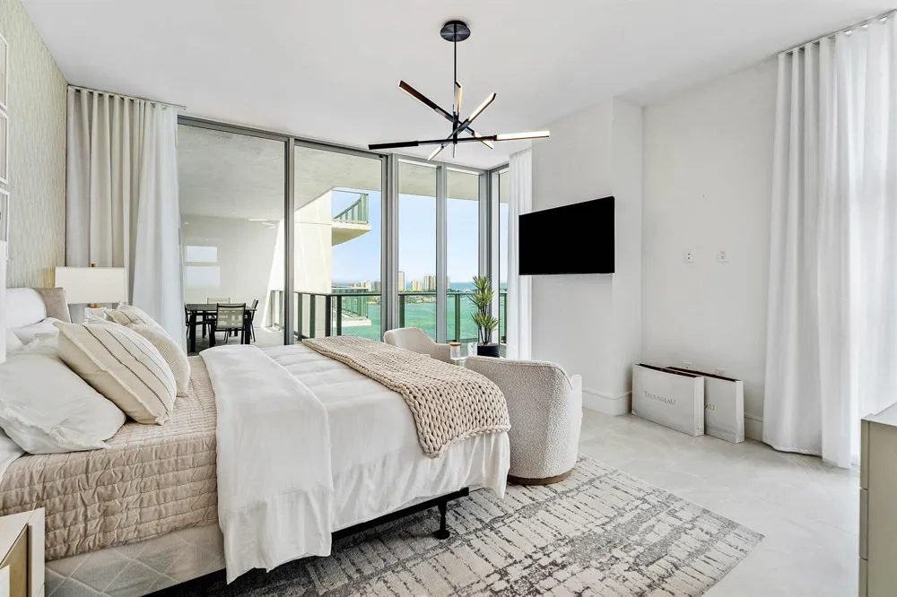 220 Lake Shore Drive #2123 Lake Park, FL 33403