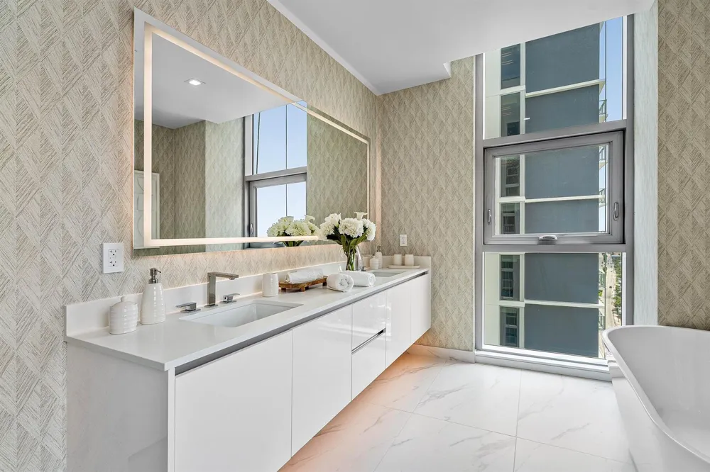 220 Lake Shore Drive #2123 Lake Park, FL 33403