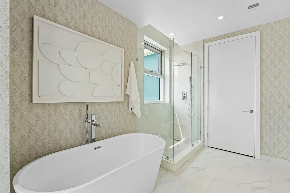 220 Lake Shore Drive #2123 Lake Park, FL 33403
