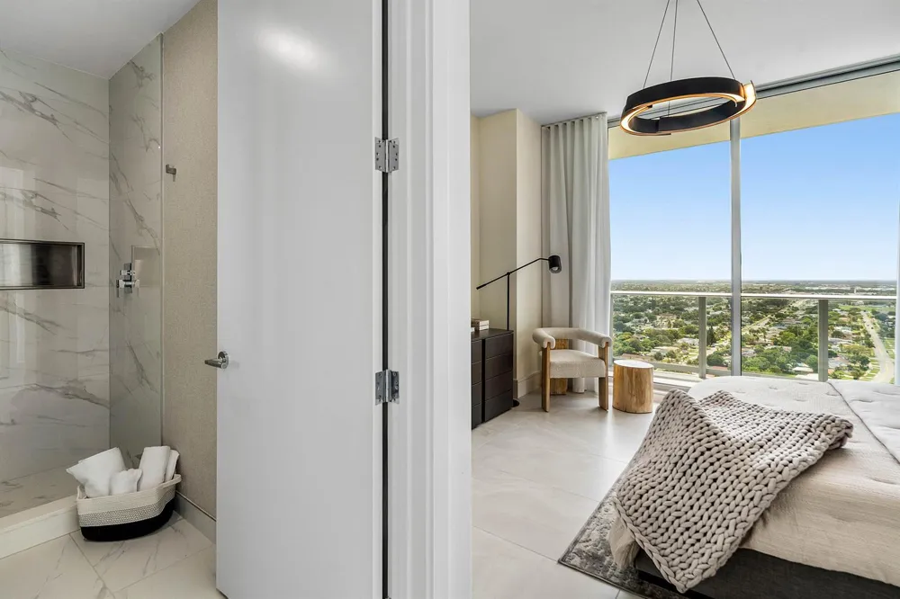220 Lake Shore Drive #2123 Lake Park, FL 33403
