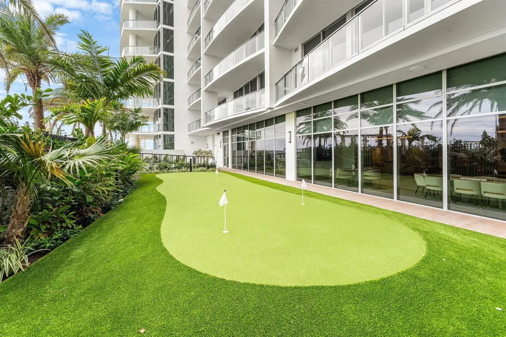 220 Lake Shore Drive #2123 Lake Park, FL 33403