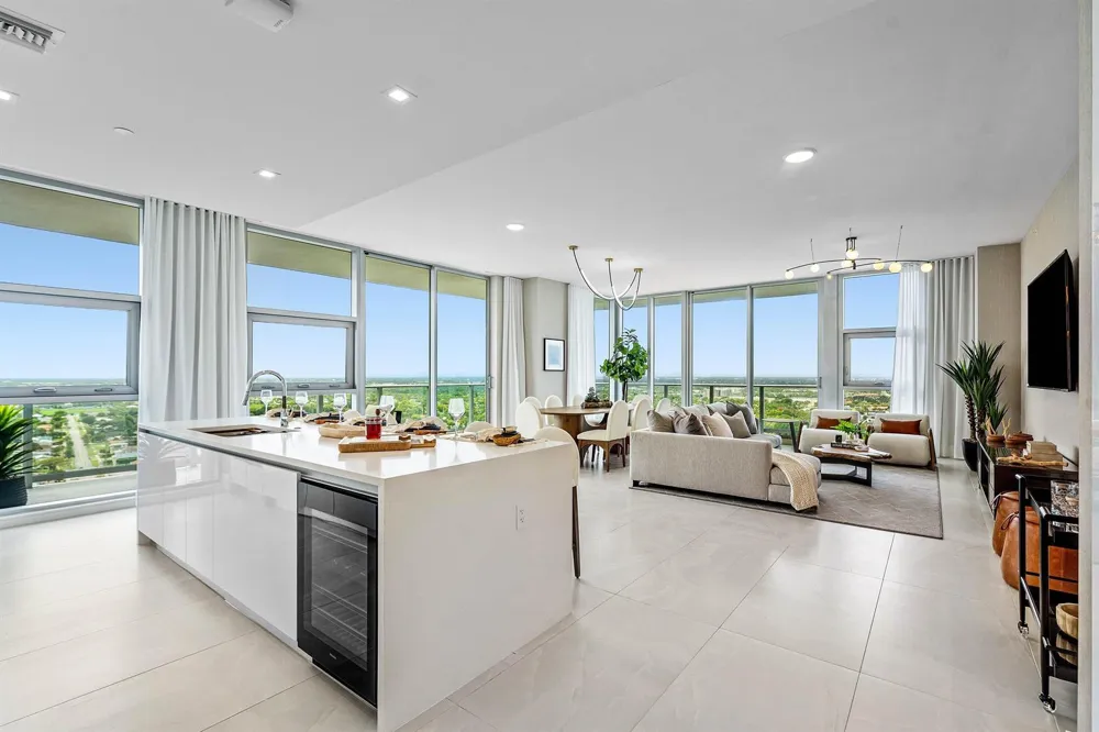 220 Lake Shore Drive #2123 Lake Park, FL 33403