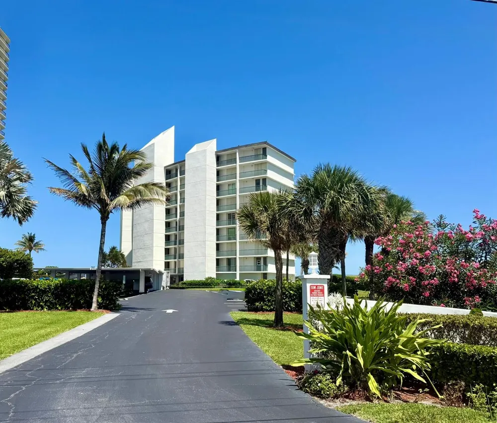 5400 Ocean Drive #1d Singer Island, FL 33404