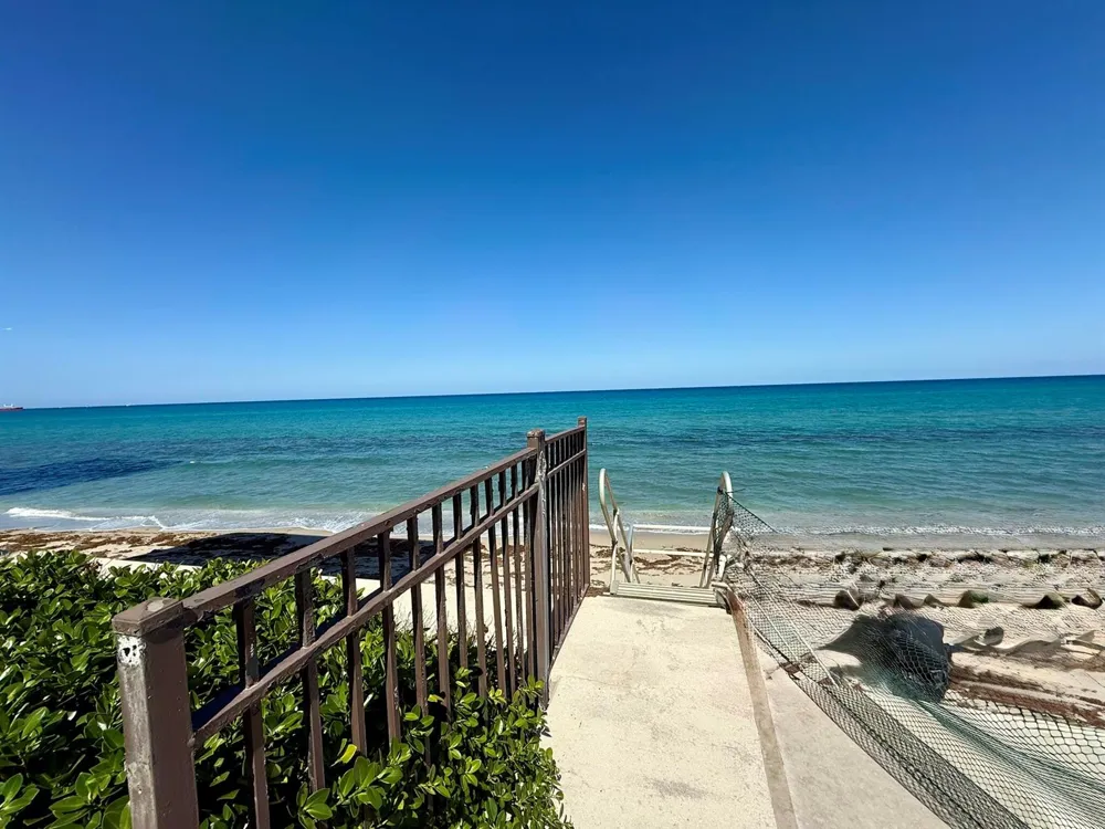 5400 Ocean Drive #1d Singer Island, FL 33404