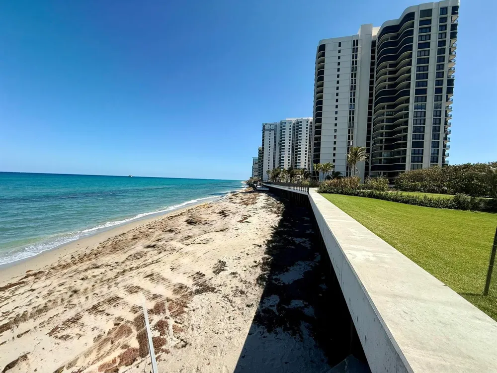 5400 Ocean Drive #1d Singer Island, FL 33404