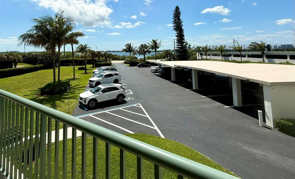 5400 Ocean Drive #1d Singer Island, FL 33404