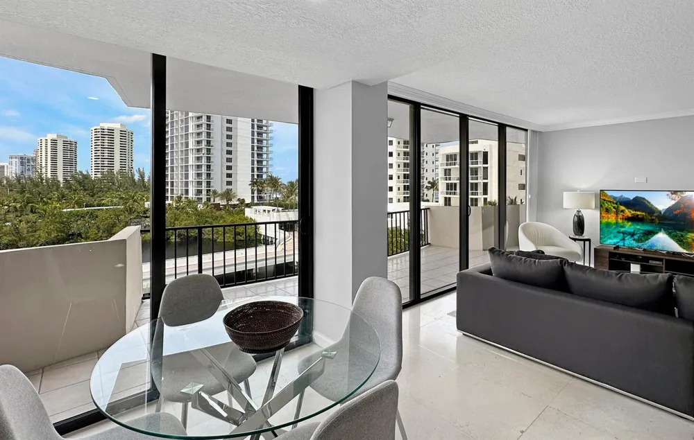 4200 Ocean Drive #2-506 Singer Island, FL 33404
