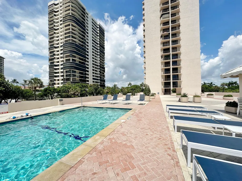 4200 Ocean Drive #2-506 Singer Island, FL 33404
