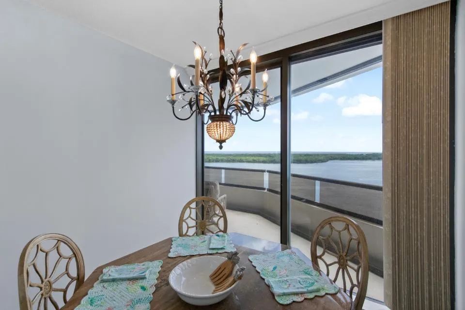 100 Lakeshore Drive #957 North Palm Beach, FL 33408