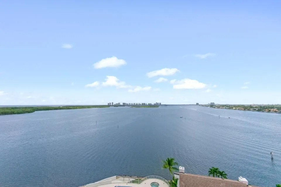 100 Lakeshore Drive #957 North Palm Beach, FL 33408