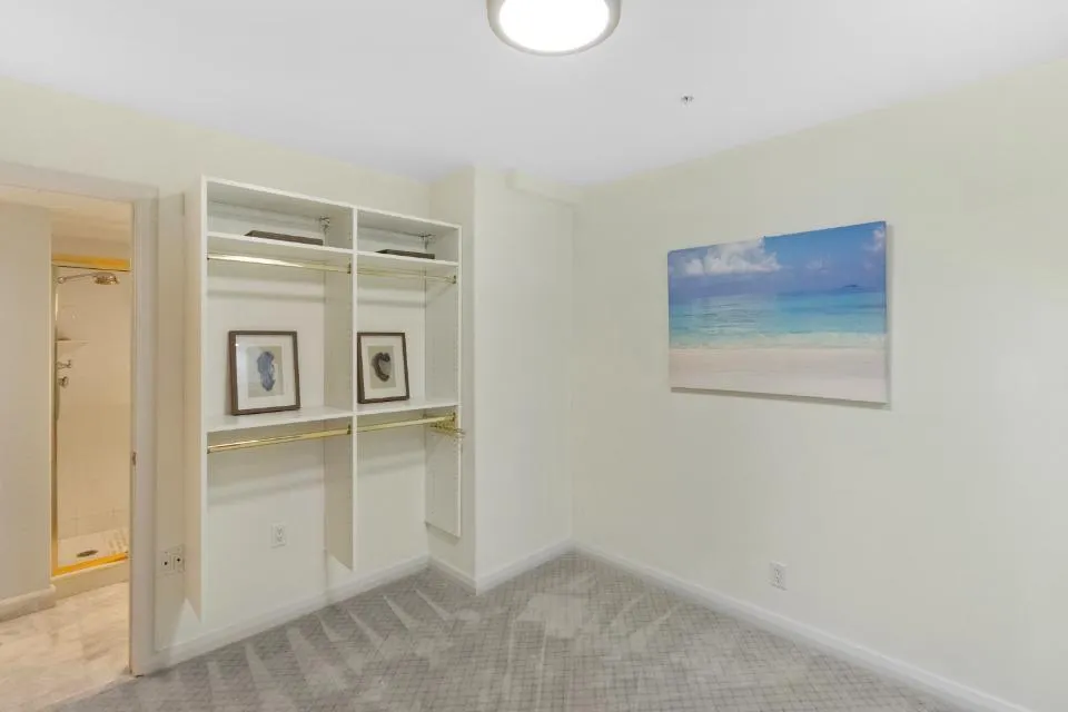 100 Lakeshore Drive #957 North Palm Beach, FL 33408