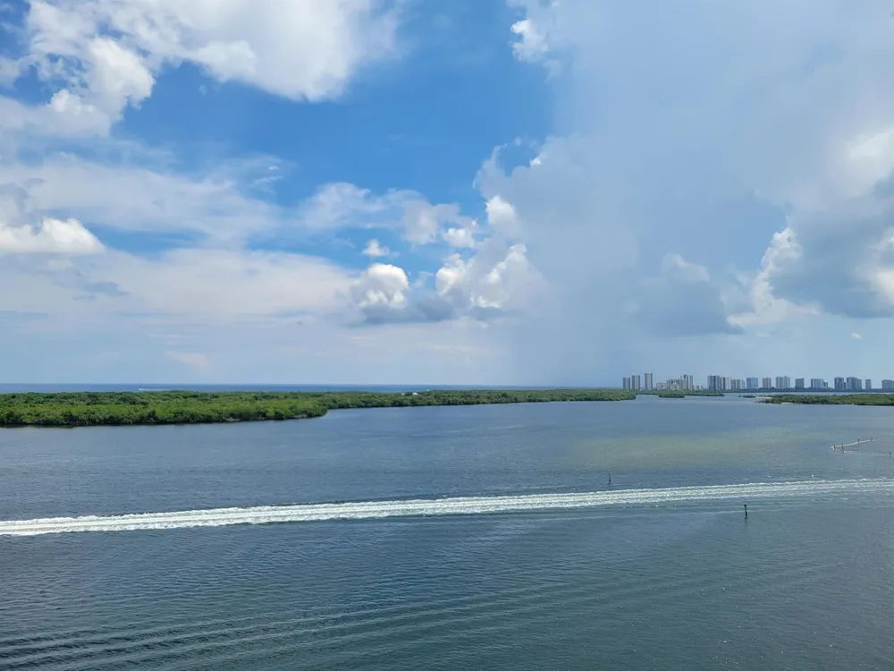100 Lakeshore Drive #957 North Palm Beach, FL 33408
