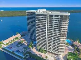 100 Lakeshore Drive #957 North Palm Beach, FL 33408