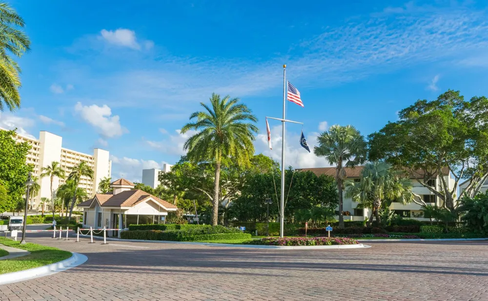 100 Lakeshore Drive #957 North Palm Beach, FL 33408