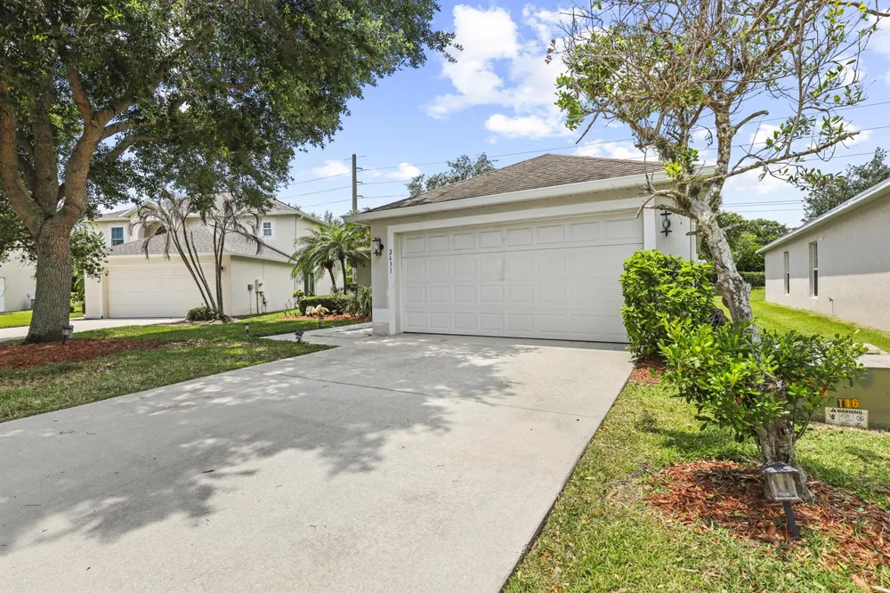 2631 12th Square SW Vero Beach, FL 32968