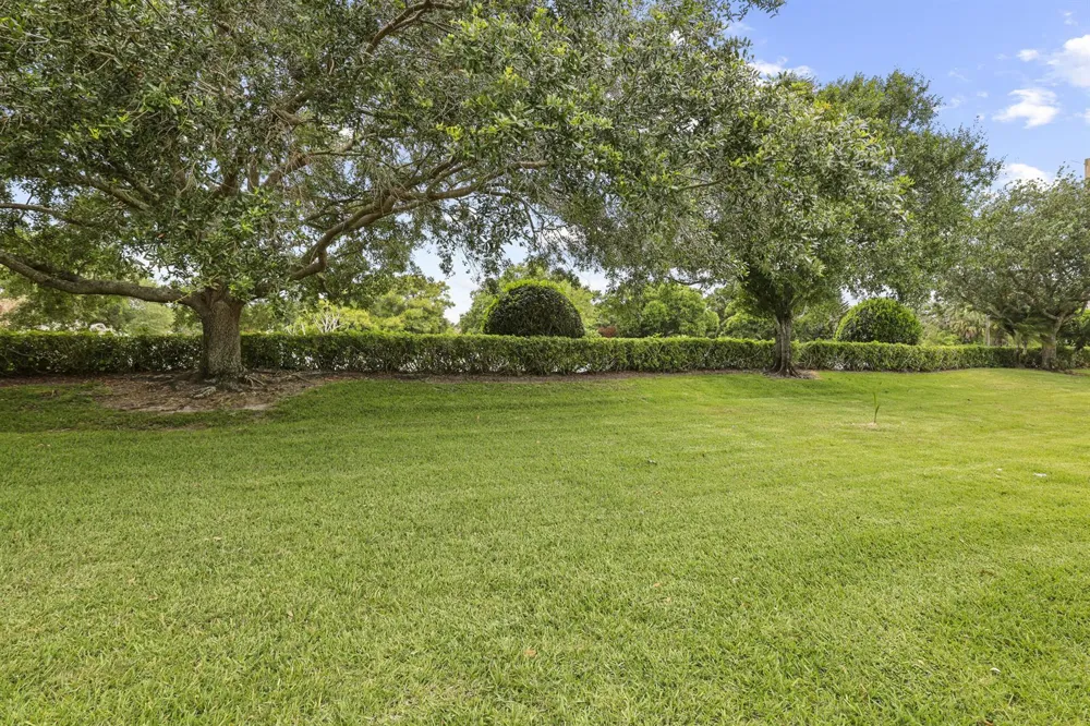 2631 12th Square SW Vero Beach, FL 32968