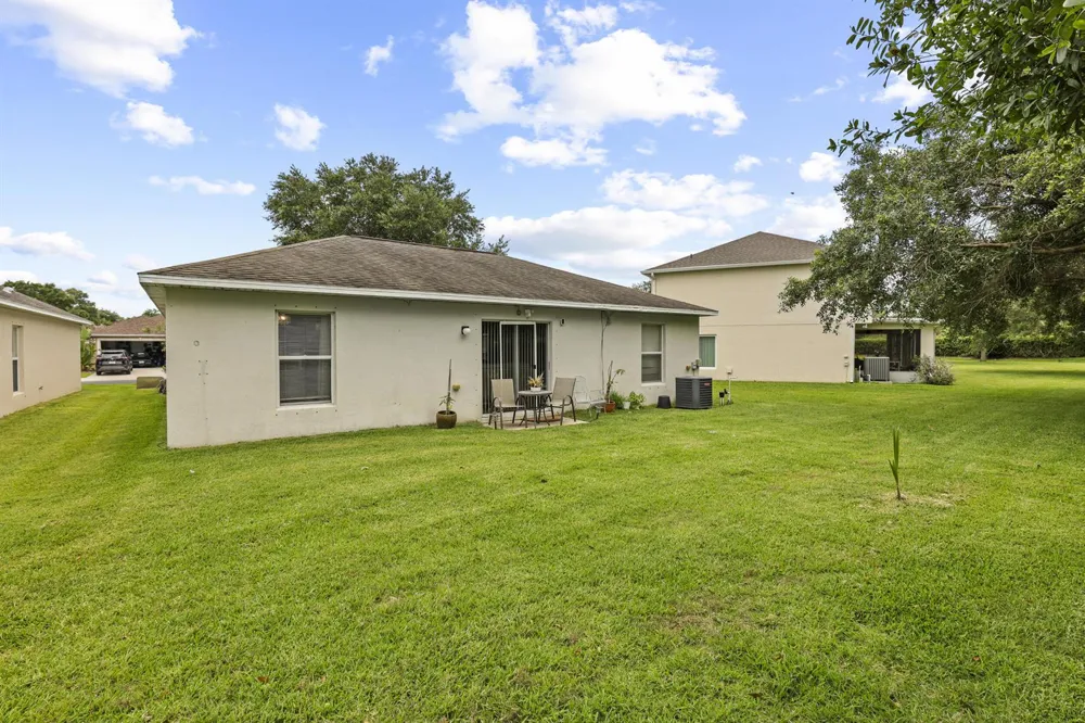 2631 12th Square SW Vero Beach, FL 32968