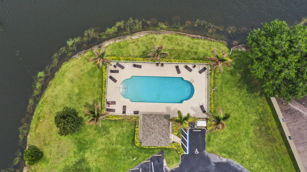 2631 12th Square SW Vero Beach, FL 32968
