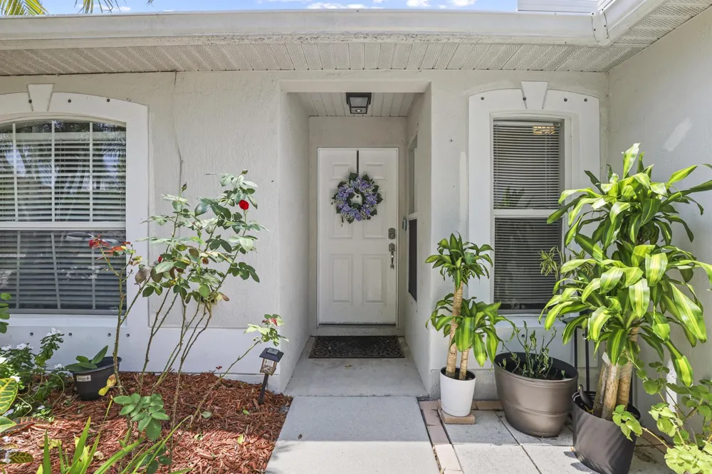 2631 12th Square SW Vero Beach, FL 32968