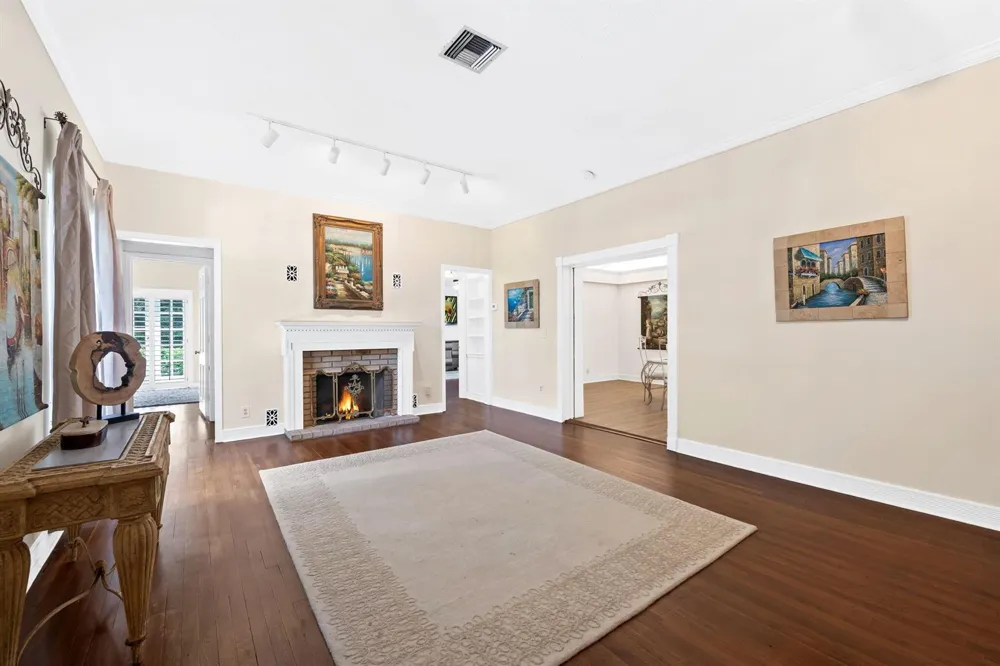 2400 Delmar Place Fort Lauderdale, FL 33301