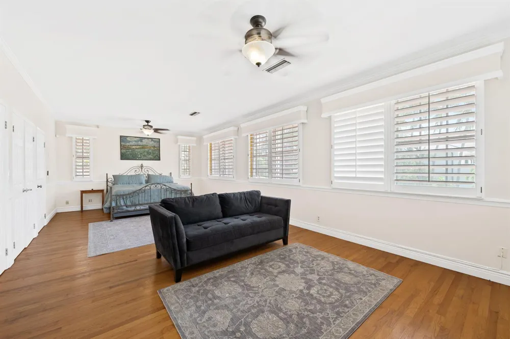 2400 Delmar Place Fort Lauderdale, FL 33301
