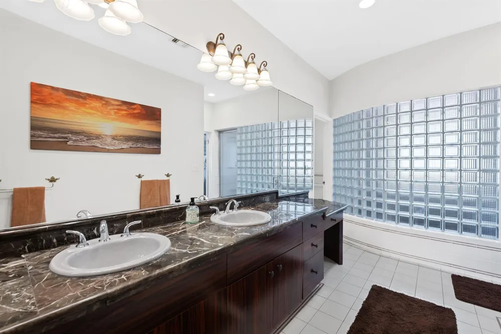2400 Delmar Place Fort Lauderdale, FL 33301
