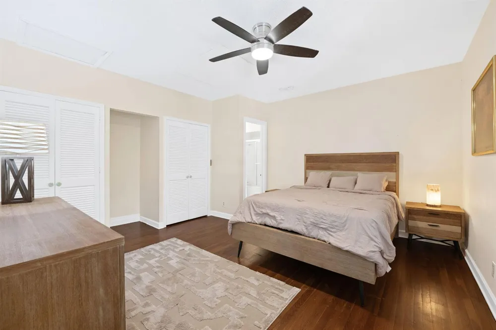 2400 Delmar Place Fort Lauderdale, FL 33301