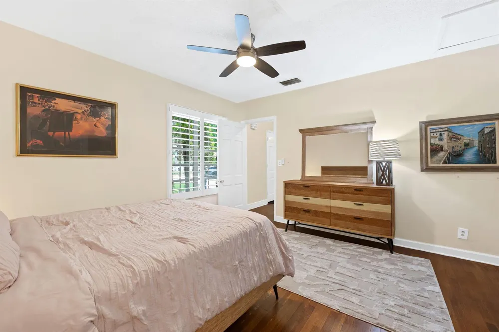 2400 Delmar Place Fort Lauderdale, FL 33301