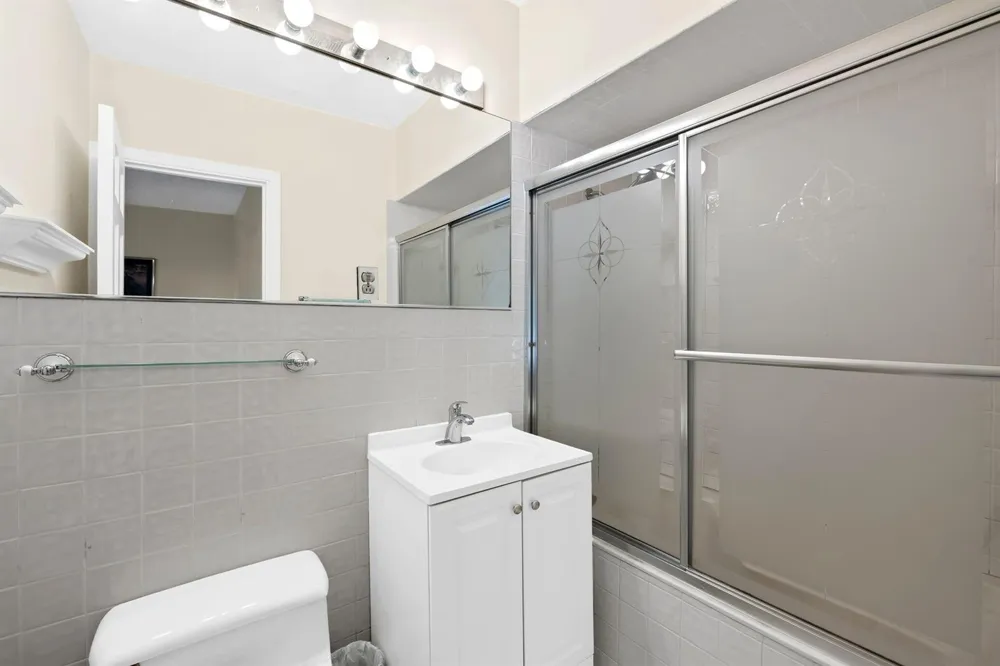 2400 Delmar Place Fort Lauderdale, FL 33301