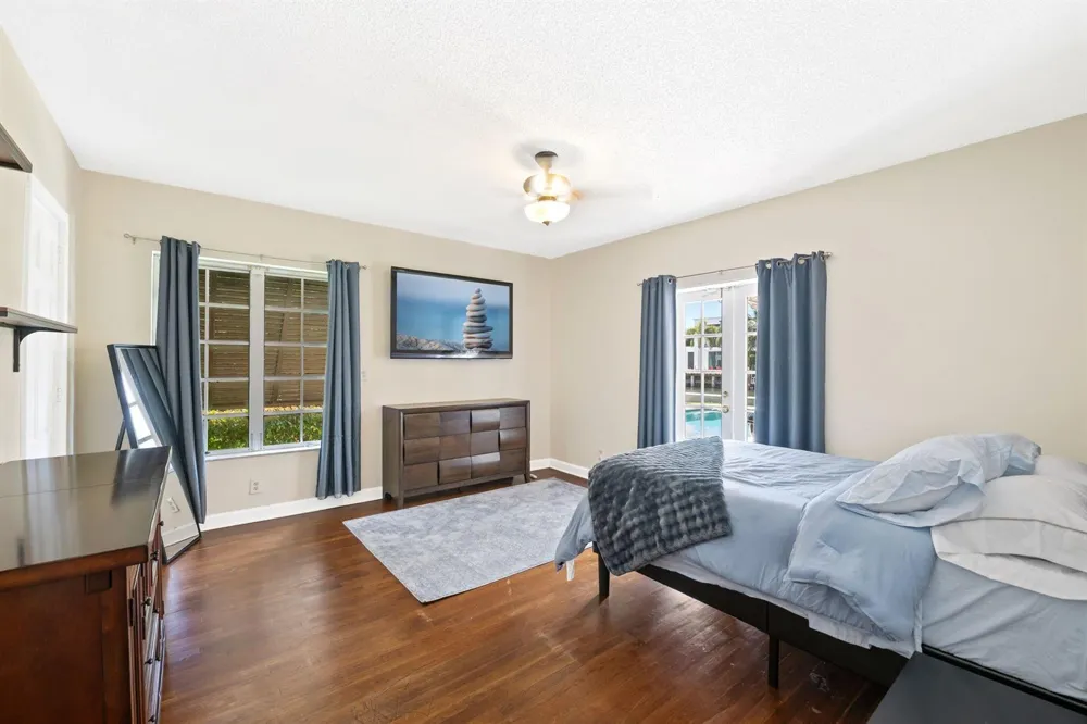 2400 Delmar Place Fort Lauderdale, FL 33301
