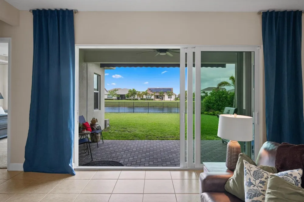 5919 Jasmine Lane Westlake, FL 33470