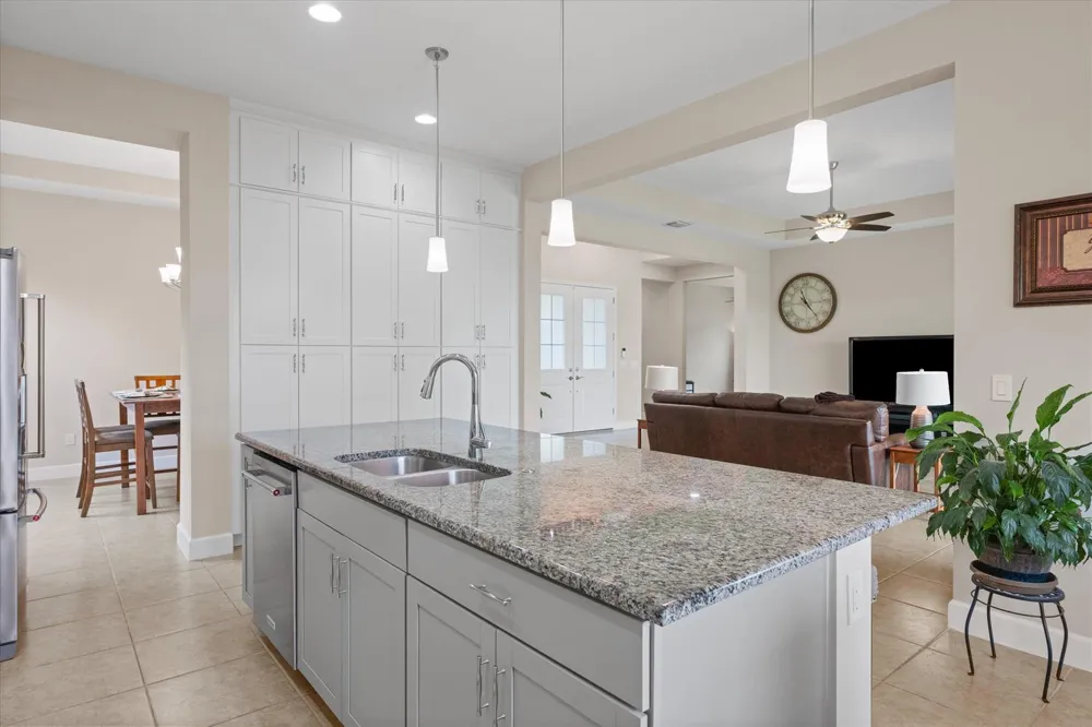5919 Jasmine Lane Westlake, FL 33470