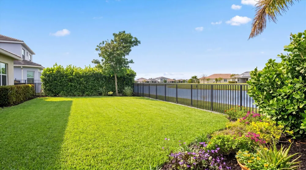 5919 Jasmine Lane Westlake, FL 33470