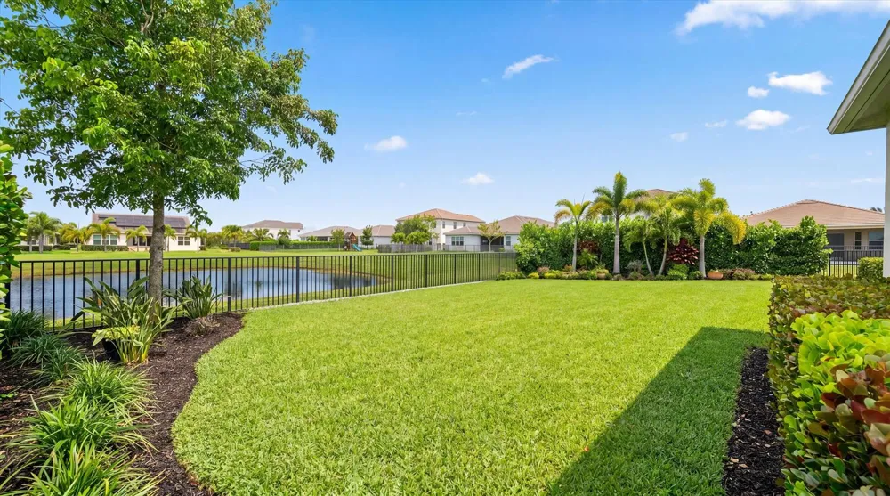 5919 Jasmine Lane Westlake, FL 33470