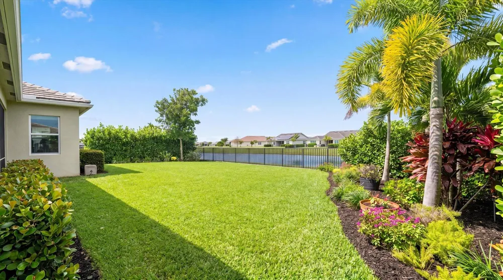 5919 Jasmine Lane Westlake, FL 33470