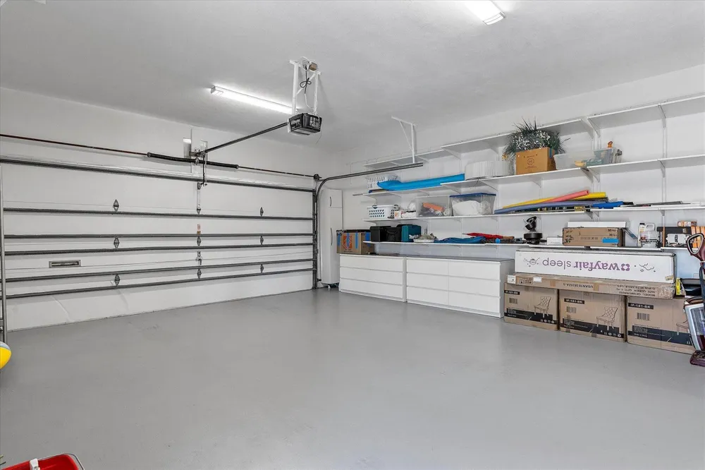 207 Royal Palm Drive Fort Lauderdale, FL 33301