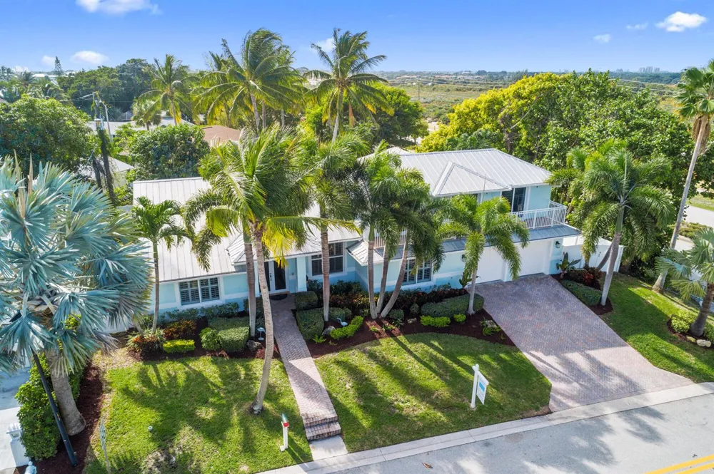 490 Mars Way Juno Beach, FL 33408