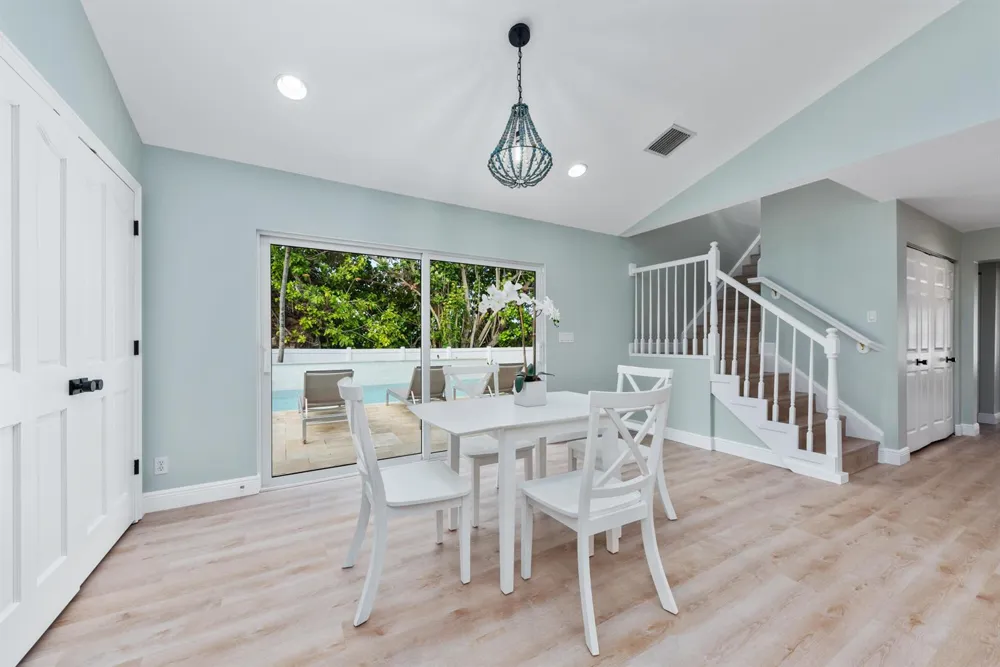 490 Mars Way Juno Beach, FL 33408
