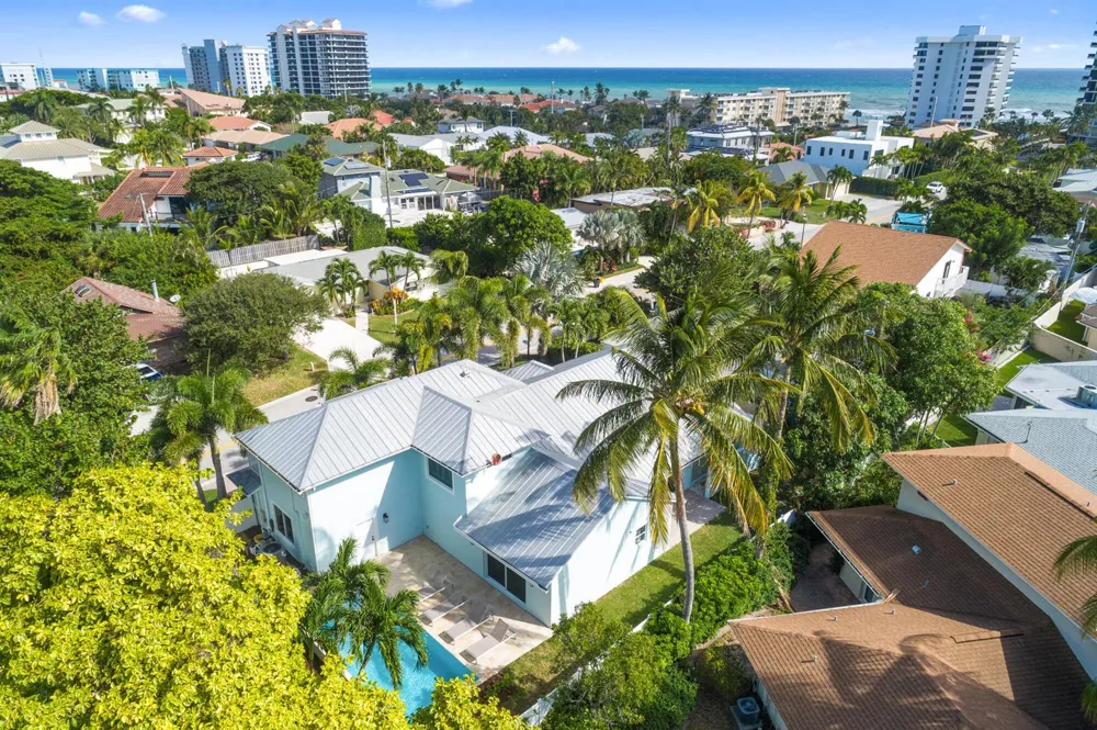 490 Mars Way Juno Beach, FL 33408