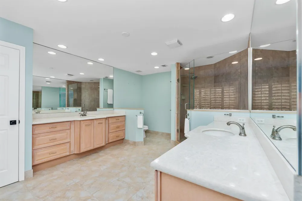 490 Mars Way Juno Beach, FL 33408