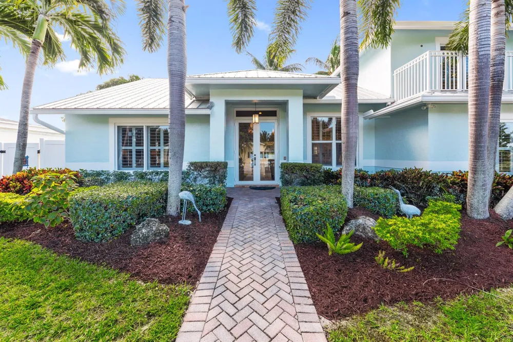 490 Mars Way Juno Beach, FL 33408