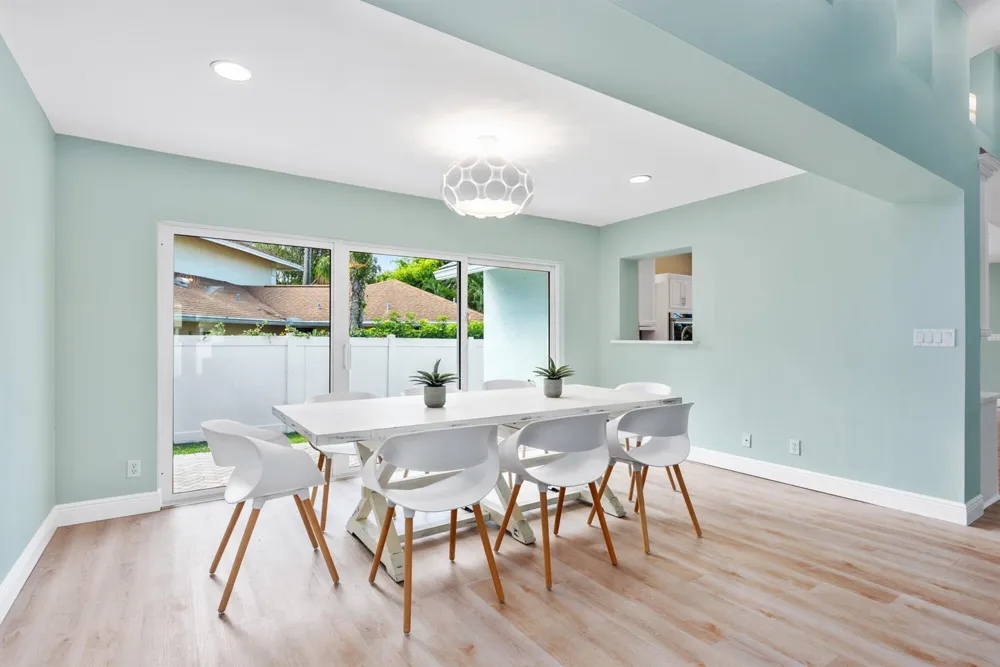 490 Mars Way Juno Beach, FL 33408