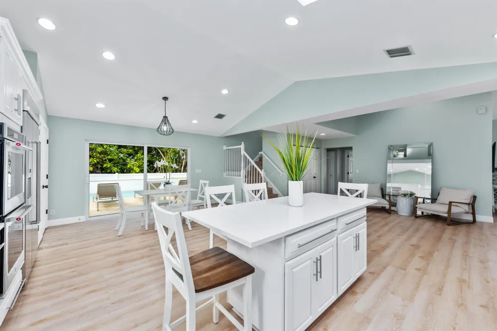 490 Mars Way Juno Beach, FL 33408