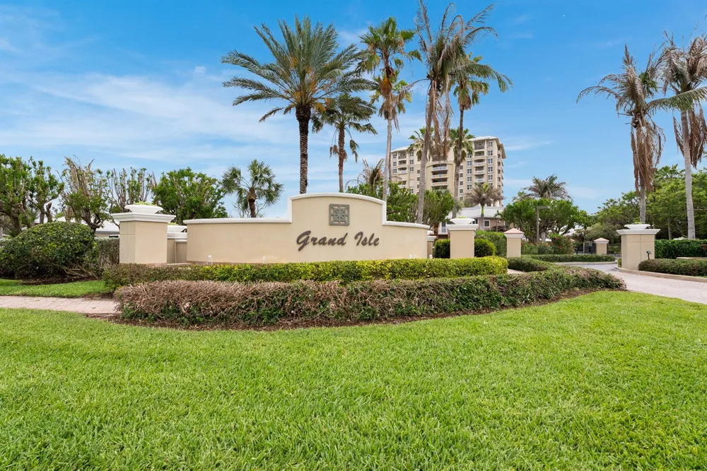 3702 Hwy A1a #801 Hutchinson Island, FL 34949